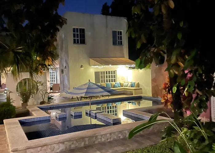 Villa Escondida Guest House Cozumel Downtown