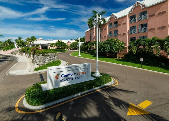Comfort Suites Paradise Island Creek Village
