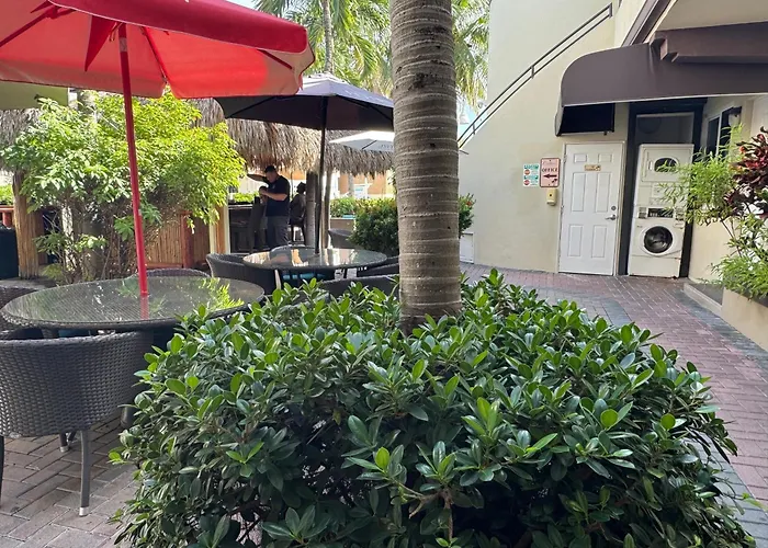 Caribbean Resort By The Ocean Hollywood
