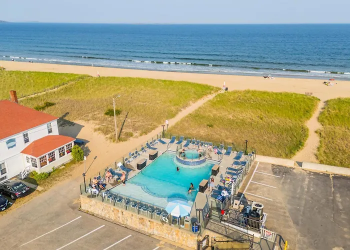 Waves Oceanfront Resort