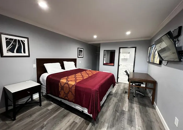 Aqua Inn Motel El Monte