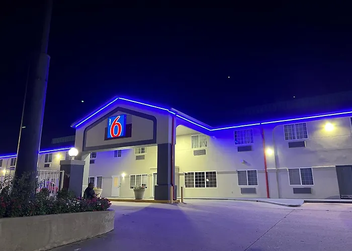 Motel 6 Tulsa, Ok Airport