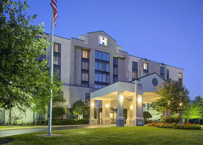 Hyatt Place Richmond Arboretum