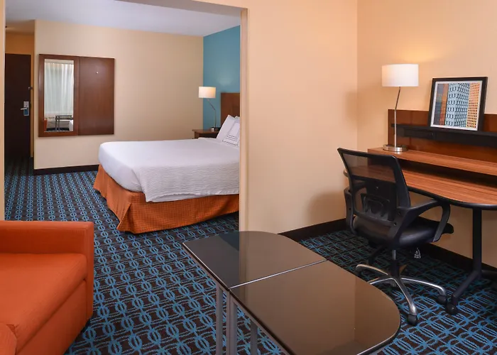 Baymont By Wyndham St Charles