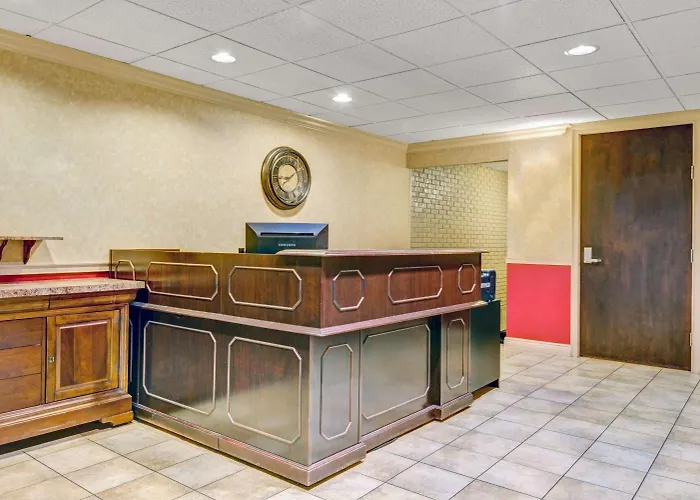 Homespring Inn & Studios - Hartford South - Rocky Hill