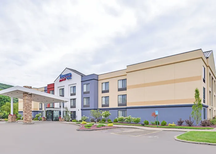 Fairfield Inn Corning Riverside