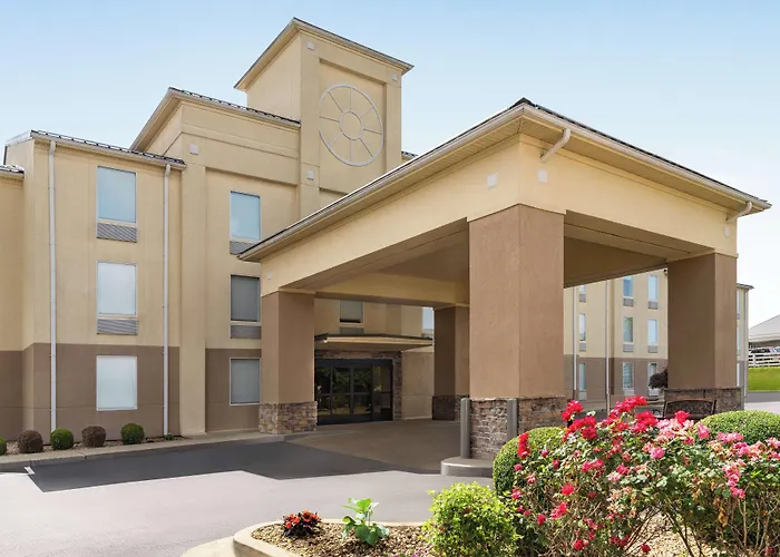 Baymont By Wyndham Georgetown Lexington North