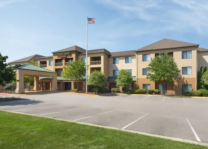 Courtyard Akron Fairlawn Montrose