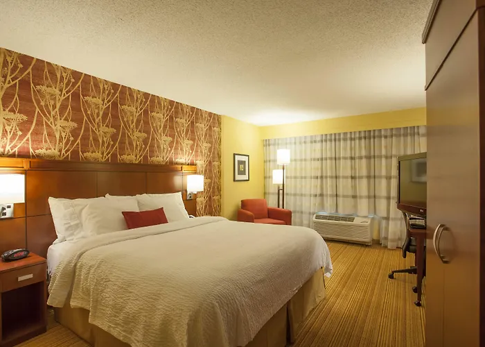 Courtyard By Marriott Charlotte Airport Loso