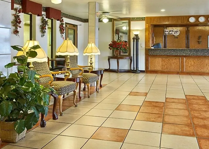 Clarion Pointe Hotel Shreveport