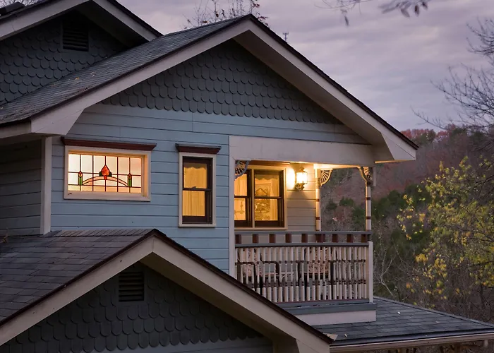 Arsenic And Old Lace Bed & Breakfast Inn Eureka Springs
