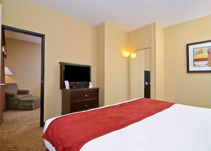 Best Western Macomb Inn