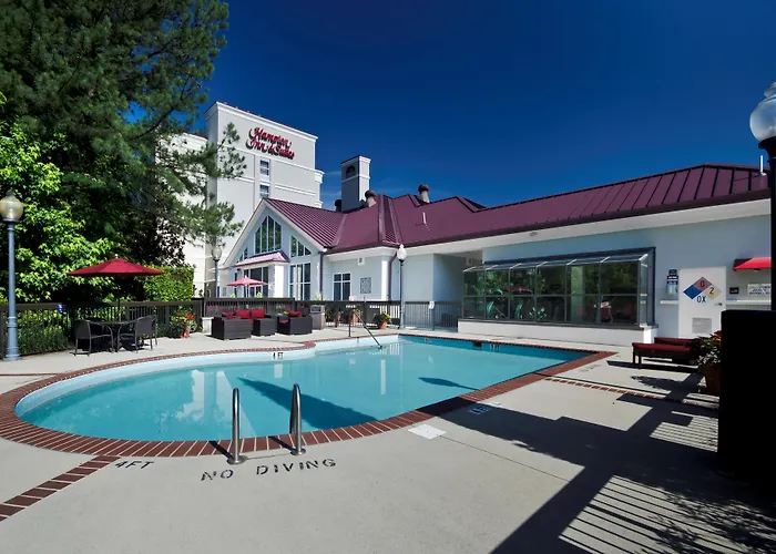Hampton Inn & Suites Raleigh Cary Lenovo Center