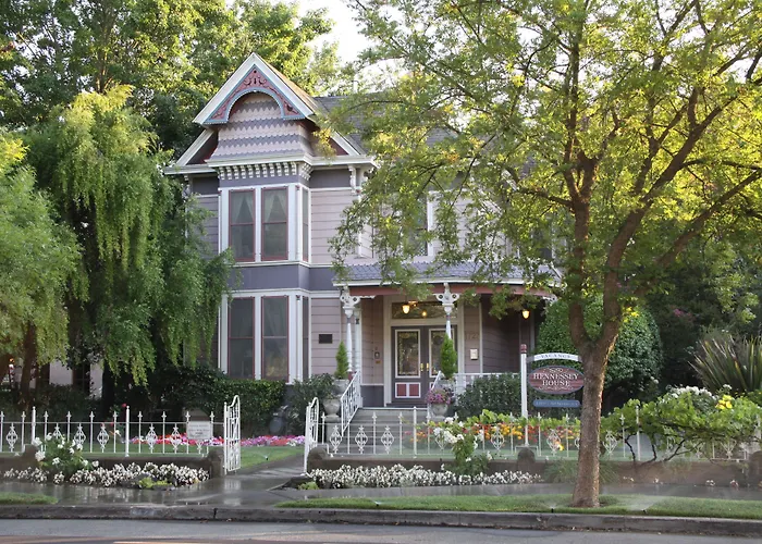 Hennessey House Bed And Breakfast Napa