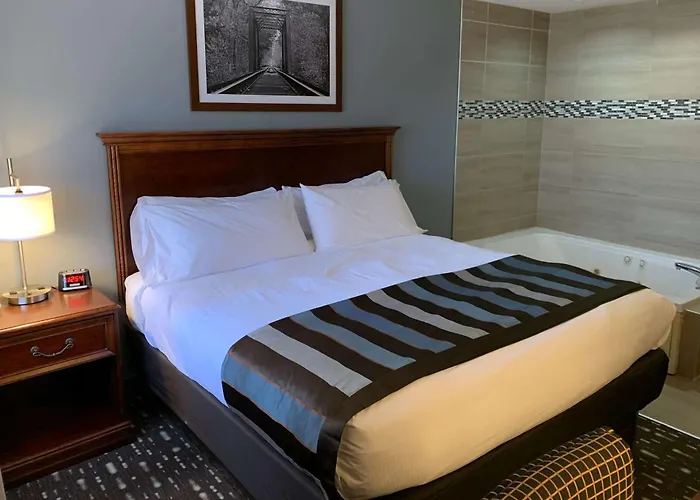 Wingate By Wyndham Brighton Hotel