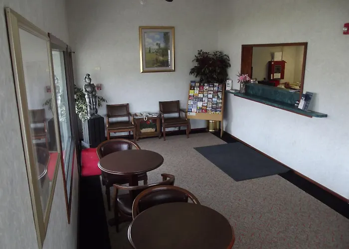 Knights Inn Cleveland/Macedonia