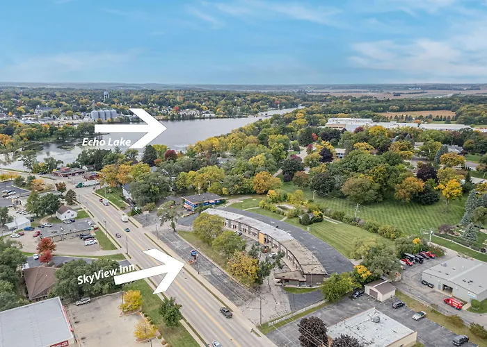 Skyview Inn