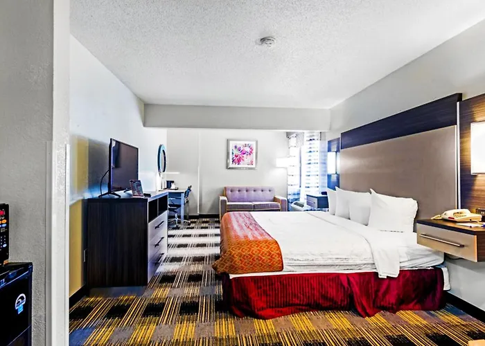 Baymont By Wyndham Jackson Hotel