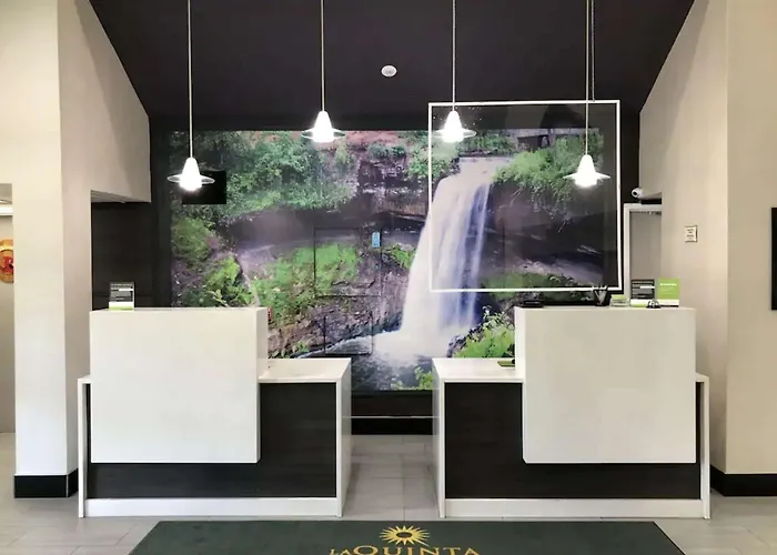 La Quinta By Wyndham Minneapolis Northwest Brooklyn Park