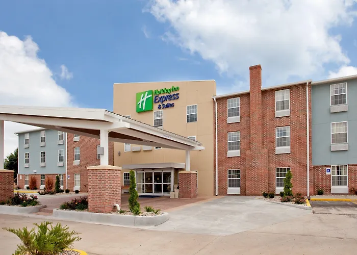 Holiday Inn Express Hotel & Suites North Kansas City By Ihg