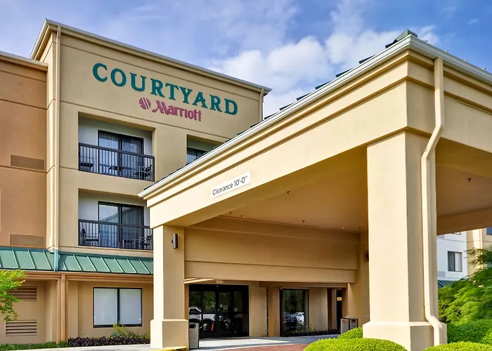 Courtyard By Marriott Dalton