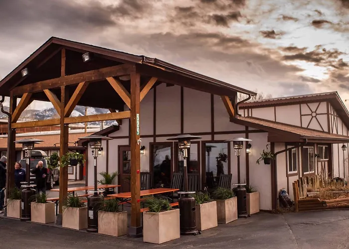 Loyal Duke Lodge Salida