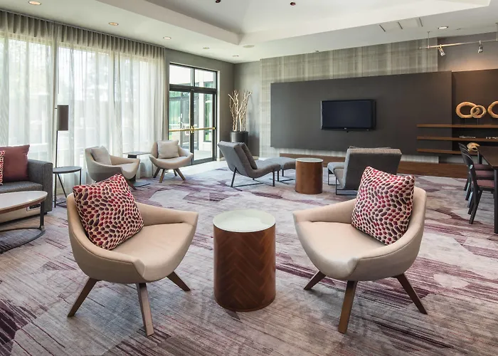 Courtyard By Marriott Seattle Federal Way