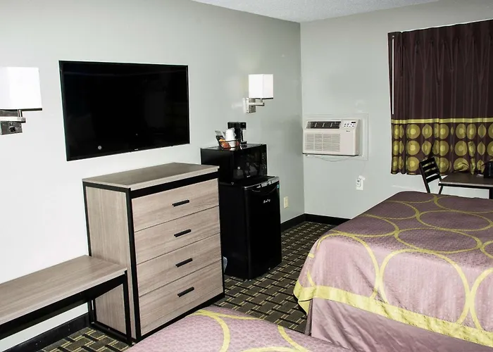 Super 8 By Wyndham Michigan City