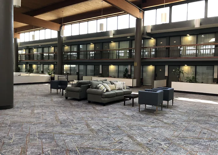 Wyndham Garden Ann Arbor Hotel