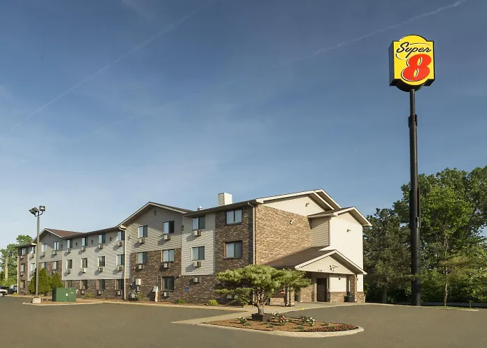 Super 8 By Wyndham Taylor/Detroit Area