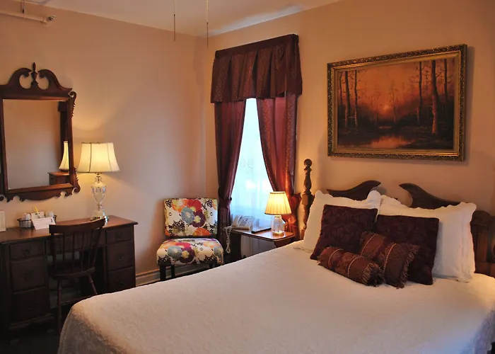 The Inn On Third St. Petersburg