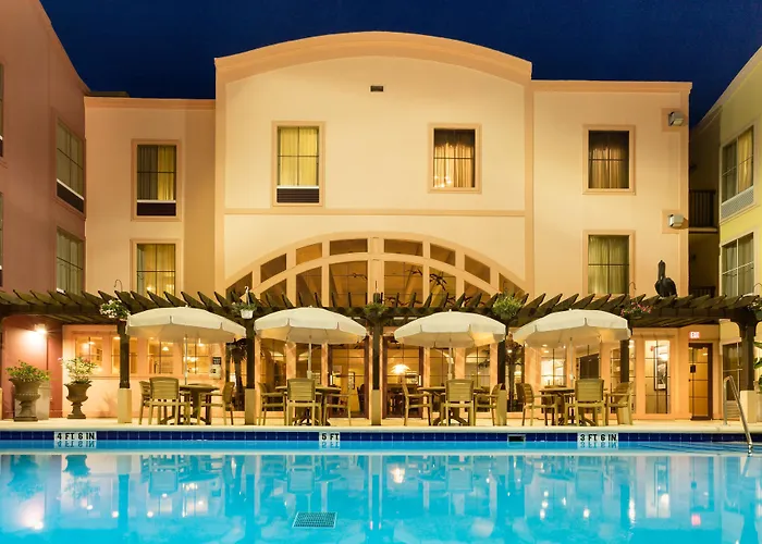 Hampton Inn & Suites Amelia Island-Historic Harbor Front Fernandina Beach