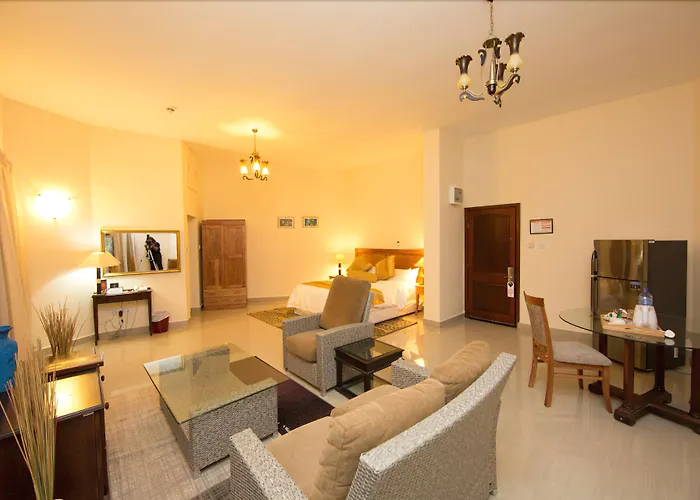 La Palm Royal Beach Hotel