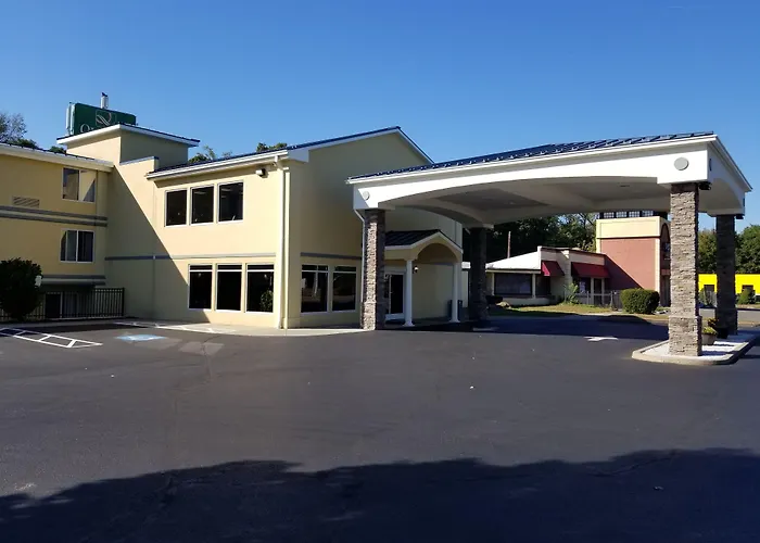 Quality Inn & Suites Danbury Near University