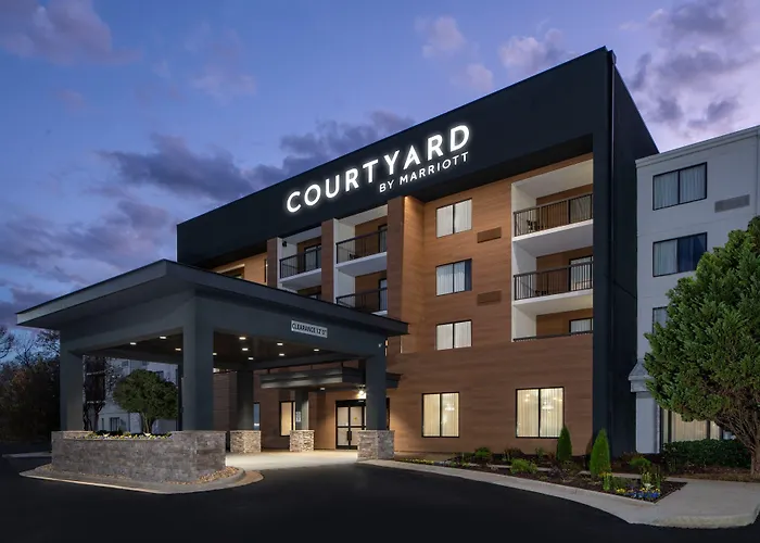 Courtyard By Marriott Decatur Hotel