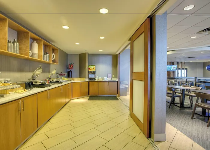 Springhill Suites By Marriott Lawrence Downtown