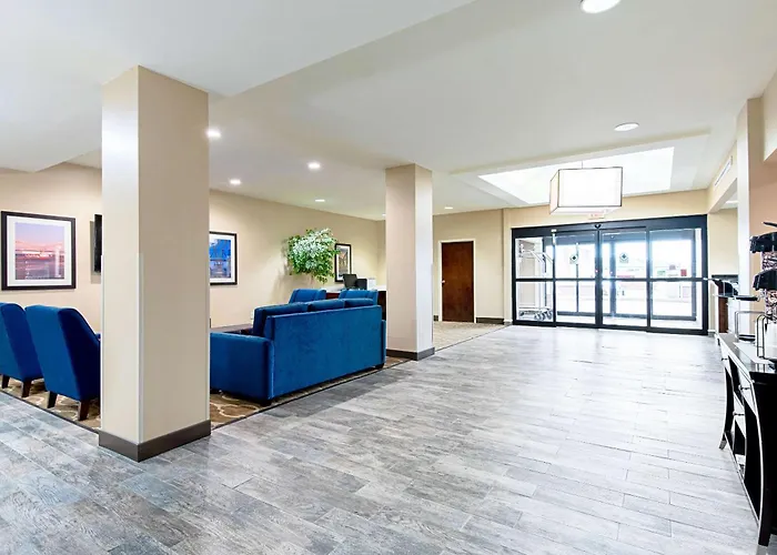 Comfort Inn & Suites Pine Bluff