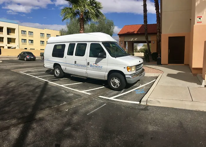 Baymont By Wyndham Tucson Airport Hotel