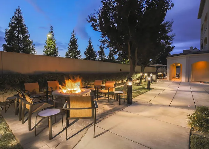 Courtyard By Marriott San Jose South/Morgan Hill Hotel