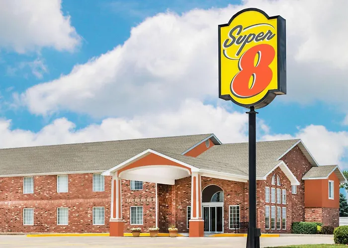 Super 8 By Wyndham Bolivar