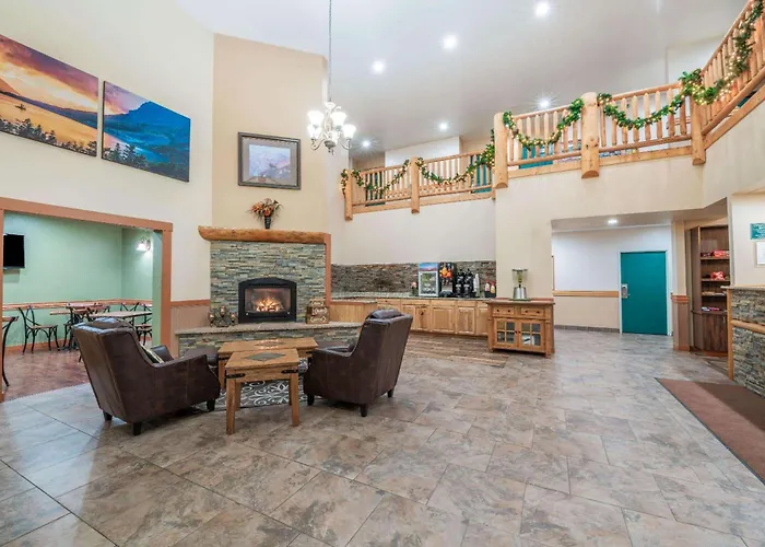 La Quinta By Wyndham Belgrade - Bozeman Airport Hotel