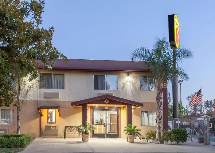 Super 8 By Wyndham Selma/Fresno Area