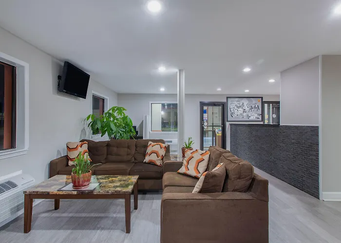 Super 8 By Wyndham Florence
