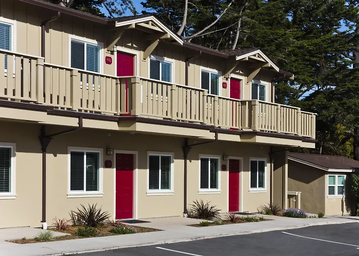 Monterey Peninsula Inn