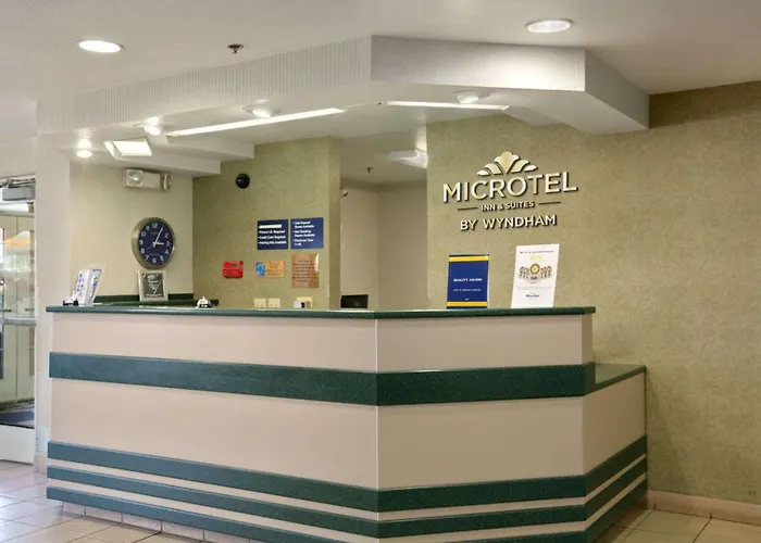 Microtel Inn & Suites Lodi