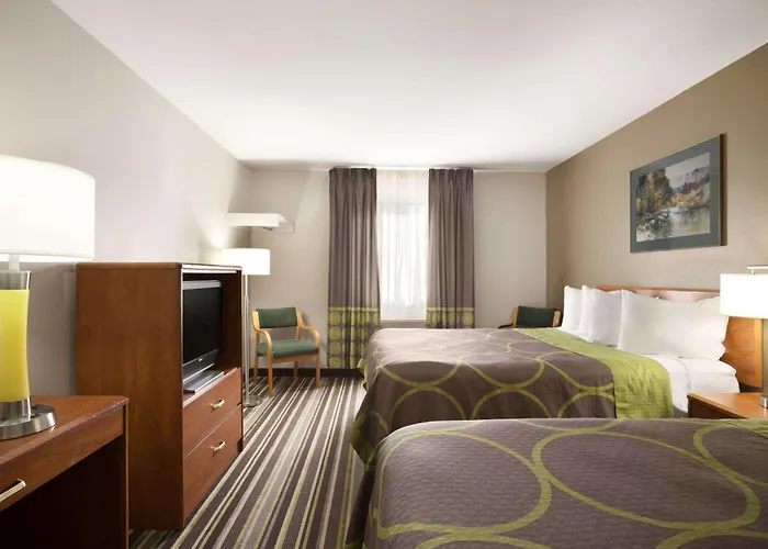 Super 8 By Wyndham Bozeman Hotel