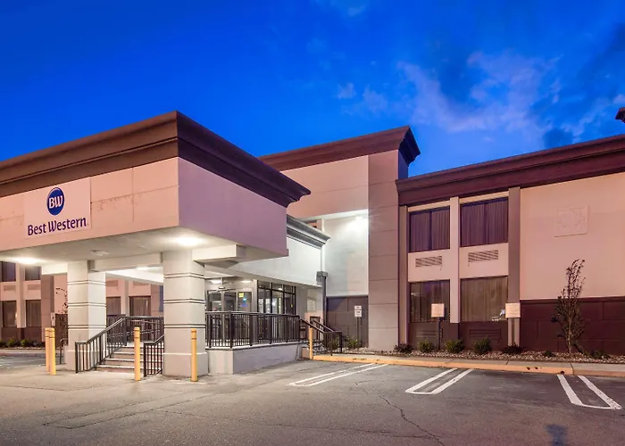 Best Western Paramus Hotel & Suites