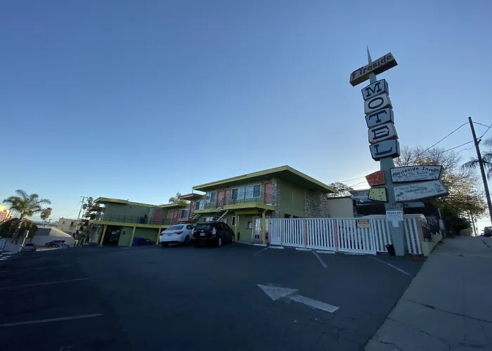 Fireside Inn By The Beach Boardwalk & Bowling Santa Cruz