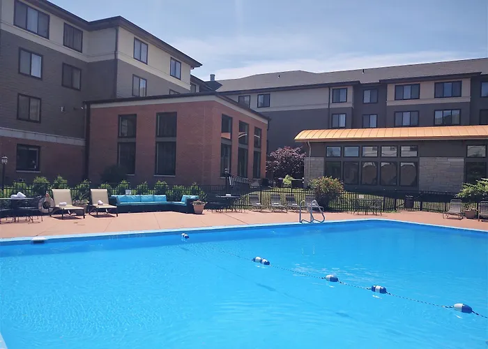 Comfort Inn & Suites South Burlington Near University
