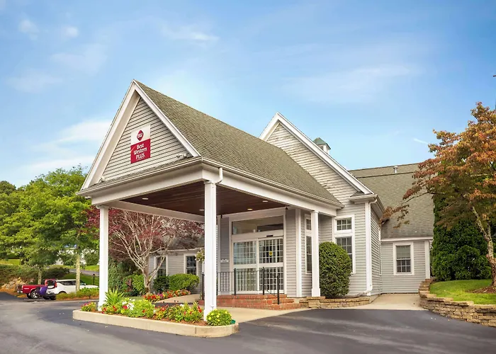 Best Western Plus Cold Spring